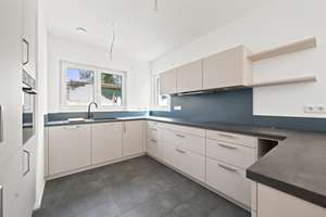 Doppelhaushälfte mit Südterrasse & Garten | KfW 55 | A+ – Die vollständige Adresse der Immobilie erhältst du vom Anbieter., 80937 Am Hart, München – Vorschaubild 8