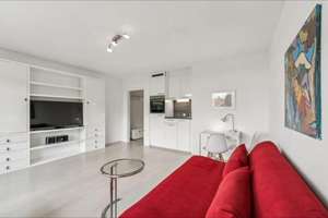 Moderne 1-Zimmer Wohnung im 3. OG mit Balkon in München – Leopoldstraße 253, 80807 Milbertshofen, München – Vorschaubild 1