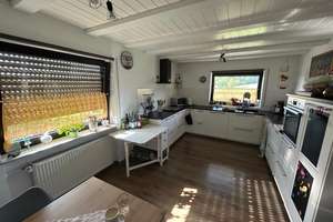 Einfamilienhaus mit ELW, gesamt 211 m² WFL, 751 m² Grundstück, Wintergarten u. Doppelgarage – Birkenstraße 7, 74850 Schefflenz – Vorschaubild 12