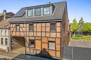 Charmantes Einfamilienhaus mit Garten, Pool und Weinkeller – liebevoll modernisiert! – Die vollständige Adresse der Immobilie erhältst du vom Anbieter., 50374 Erftstadt – Vorschaubild 2