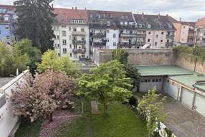 3 Zimmer Wohnung in Karlsruhe mit Potenzial