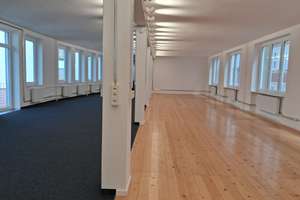 Großzügiges Loft – Die vollständige Adresse der Immobilie erhältst du vom Anbieter., 70176 Rosenberg, Stuttgart – Vorschaubild 8