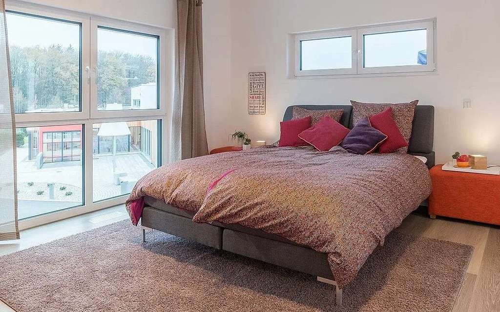 Immobilie in Schlüchtern - Mehrgenerationenhaus mit Walmdach: gemeinsam leben aber individuell wohnen - Bild 3