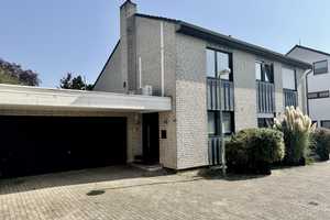 Ruhige Wohnlage in Rosellerheide für Familien mit Platzbedarf ! – Neuss (Rhein-Kreis) – Vorschaubild 1