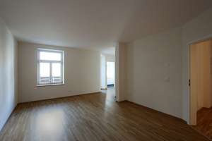 // Nähe Lene-Voigt-Park - Parkett - Balkon - Aufzug // – Schirmerstraße 22, 4318 Anger-Crottendorf, Leipzig – Vorschaubild 8