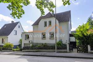Handwerker aufgepasst: Charmantes Einfamilienhaus in beliebter Lage – Die vollständige Adresse der Immobilie erhältst du vom Anbieter., 58706 Menden (Sauerland) – Vorschaubild 6