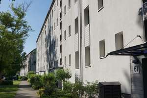 Familienfreundliches Wohnen mit durchdachtem Grundriss – Johannes-R.-Becher-Str. 61, 14478 Waldstadt I, Potsdam – Vorschaubild 1