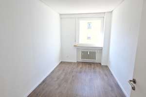 BO-Innenstadt - Helle 3,5 Zimmer Wohnung mit großer Dachterasse und Balkon zum entspannen! – Nordring 64, 44787 Gleisdreieck, Bochum – Vorschaubild 14