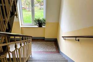 Bezugsfreie 2-Zimmer-Altbauwohnung mit Balkon in Chemnitz-Kaßberg: 57 m², OG, gepflegt & WG-geeignet – Die vollständige Adresse der Immobilie erhältst du vom Anbieter., 9112 Kaßberg, Chemnitz – Vorschaubild 4