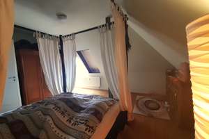 Penthouse-Gefühl in Hellerau: Einzigartige DG-Wohnung m. Fernblick, Loggia & Carport & EBK prov.frei – Die vollständige Adresse der Immobilie erhältst du vom Anbieter., 1109 Hellerau/Wilschdorf, Dresden – Vorschaubild 10