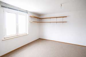 Große Dachgeschosswohnung in gepflegtem Altbau in der südlichen Vorstadt von Koblenz!
Vermietet! – Die vollständige Adresse der Immobilie erhältst du vom Anbieter., 56068 Mitte, Koblenz – Vorschaubild 6