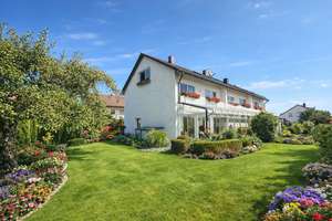 Familienfreundliches, helles Reihenendhaus mit Wintergarten und Garage mit großem Garten! – Die vollständige Adresse der Immobilie erhältst du vom Anbieter., 86165 Lechhausen-Ost, Augsburg – Vorschaubild 3
