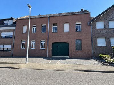 Sanierungsobjekt mit Charme und großem Grundstück!