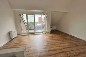 Helle 3-Zimmer-Maisonette mit Balkon in Düsseldorf-Wersten