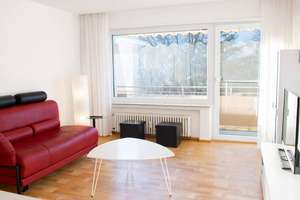 Helle 3-Zimmer-Wohnung mit Balkon in Stuttgart-Stammheim