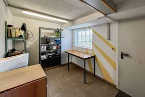 Property thumbnail 35