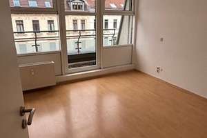 Helle, lichtdurchflutete 3-Zimmer-Wohnung in guter Lage