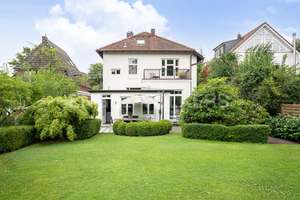 Stilvoll modernisierte Jugendstilvilla in familienfreundlicher Lage in Fuhlsbüttel – Die vollständige Adresse der Immobilie erhältst du vom Anbieter., 22339 Fuhlsbüttel, Hamburg – Vorschaubild 15
