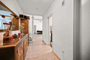 Vermietete 2-Zimmer-Wohnung mit Loggia und zwei Stellplätzen in bevorzugter Lage von Bonn-Ramersdorf – Die vollständige Adresse der Immobilie erhältst du vom Anbieter., 53227 Küdinghoven, Bonn – Vorschaubild 5
