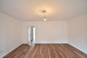 Renoviert! Geräumige 3-Zi-Altbau-Whg mit Balkon in Oberhausen – Langemarktstraße 20, 46045 Altstadt-Mitte, Oberhausen – Vorschaubild 5