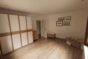 Charmantes 3-Familienhaus *provisionsfrei* in toller Lage als Eigennutzung oder Kapitalanlage – Die vollständige Adresse der Immobilie erhältst du vom Anbieter., 72760 Reutlingen-Mitte, Reutlingen – Vorschaubild 9