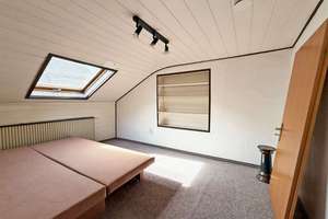 Reihenmittelhaus in zentraler Lage von Trier mit Innenhof, Garten, Terrasse, Balkon und Garage. – Die vollständige Adresse der Immobilie erhältst du vom Anbieter., 54292 Nord, Trier – Vorschaubild 41