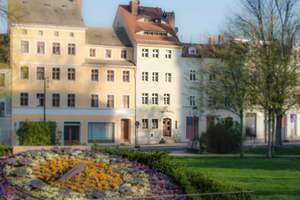 Historisches Mehrfamilienhaus mit Ferienwohnungen in Top-Lage – Demianiplatz 48, 2826 Innenstadt, Görlitz – Vorschaubild 1