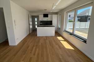 Townhouse in Frankfurt mit Garten und Terrasse!+ EINBAUKÜCHE! – Akazienstraße 29, 65933 Frankfurt am Main – Vorschaubild 7