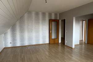 Großzügige Dachgeschosswohnung mit Balkon – Die vollständige Adresse der Immobilie erhältst du vom Anbieter., 49086 Voxtrup, Osnabrück – Vorschaubild 4