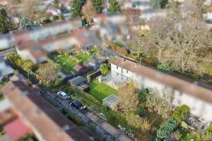 Charmantes Reihenendhaus mit Gartenidylle  in ruhiger Lage am Frankfurter Berg – Die vollständige Adresse der Immobilie erhältst du vom Anbieter., 60433 Frankfurter Berg, Frankfurt am Main – Vorschaubild 1