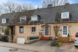Mittelreihenhaus in Sackgassenlage mit Garage und grünem Garten – Die vollständige Adresse der Immobilie erhältst du vom Anbieter., 25524 Itzehoe – Vorschaubild 2
