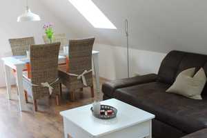 HORN IMMOBILIEN ++ Röbel an der Müritz Ferienhaus mit 2 Wohnungen, 2x Kamin und 2x Sauna + Einbauk. – Müritz (Kreis) – Vorschaubild 8