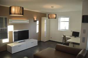 Hochwertig möblierte 2-Zimmer-Wohnung im Westend von Offenbach am Main – 63067 Kaiserlei, Offenbach am Main – Vorschaubild 2