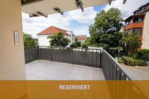 RESERVIERT: BEZUGSFREI AB 01.10. - PROVISIONSFREI - 2-Raumwohnung mit großem Balkon + Lift