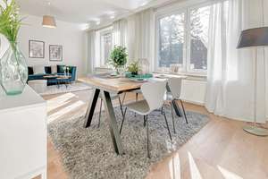 Zentral in HH-Niendorf: Einfamilienhaus (5,5 Zimmer) mit sonnigem Garten und PKW Stellplatz – Die vollständige Adresse der Immobilie erhältst du vom Anbieter., 22459 Niendorf, Hamburg – Vorschaubild 10