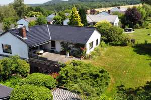 **Wohnen in Linsengericht-Waldrode – gepflegter Bungalow mit vielseitigen Nutzungsmöglichkeiten**