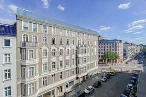 SCHÖNES MOABIT! HELLE UND KLASSISCH SCHÖNE ALTBAUWOHNUNG IN ATTRAKTIVER LAGE! PROVISIONSFREI! – Lübecker Straße 29, 10559 Moabit, Berlin – Vorschaubild 3