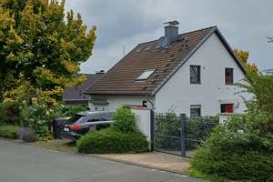 Generationenhaus für zwei Familien - oder Finanzieren über Mieteinnahmen? – Die vollständige Adresse der Immobilie erhältst du vom Anbieter., 33813 Oerlinghausen – Vorschaubild 1