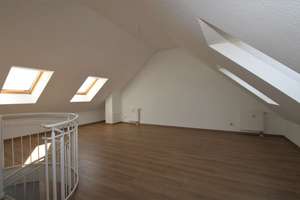 3-Zimmer-Maisonette-Wohnung in Liebertwolkwitz mit 2 Balkonen und Tiefgarage