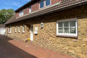Mehrfamilienhaus (5WE) im Zentrum von Husum (NF) – Langenharmstraße 37/39, 25813 Nordfriesland (Kreis) – Vorschaubild 2