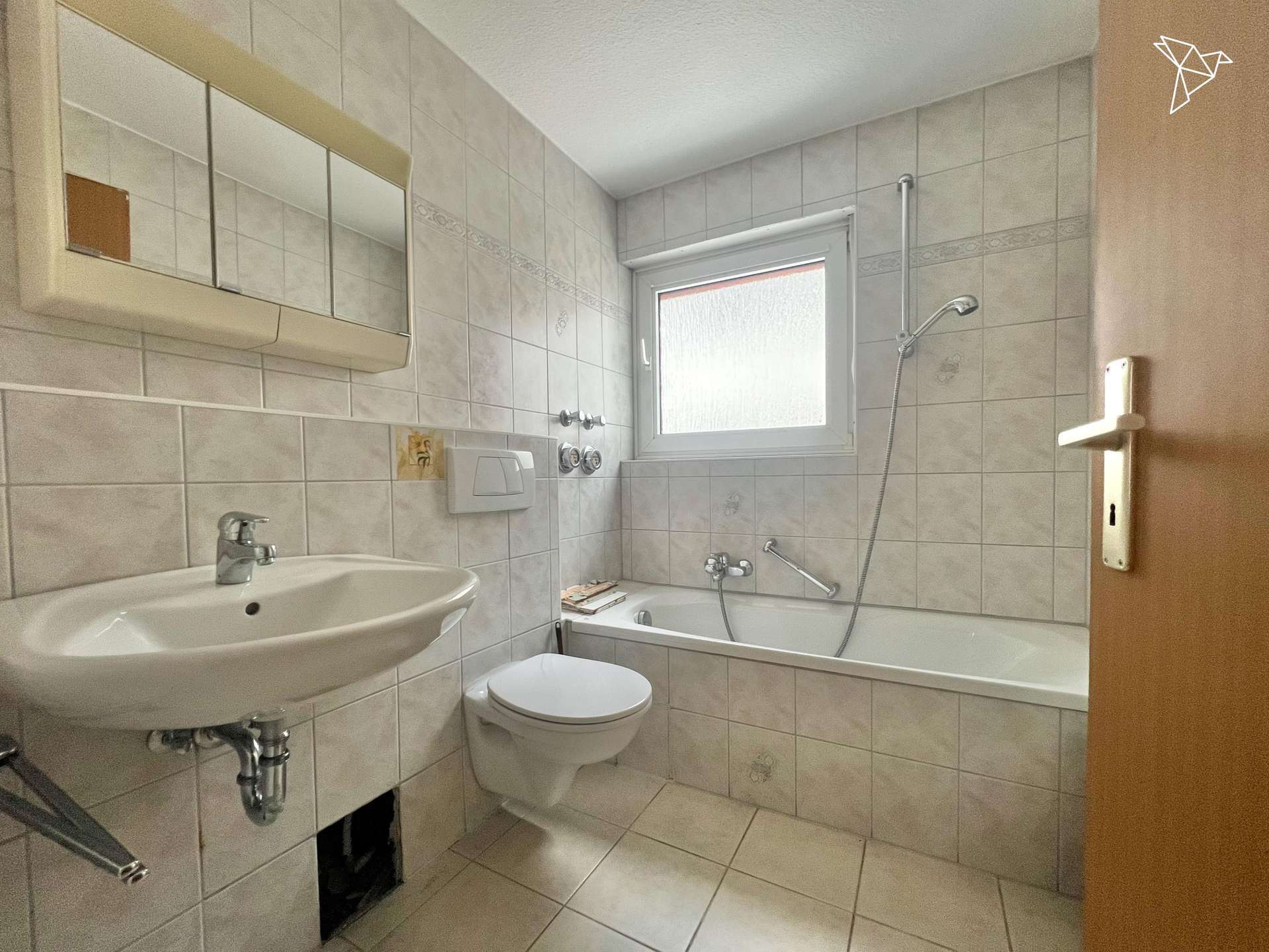 GEMEINSAM LEBEN, GETRENNT WOHNEN 🏡 Großzügiges Zweifamilienhaus mit Garten und Balkon in Dreieich!, Offenbach Kreis – Bild 4