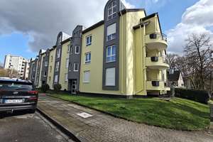 Moderne 2-Zimmer-Wohnung mit Balkon und Tiefgaragenstellplatz – Schopenhauerstr. 2, 42719 Wald, Solingen – Vorschaubild 2