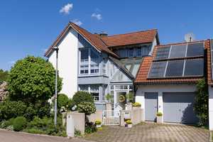 Wohnen wie im Urlaub – Einzigartiges Traumhaus mit Pool, Gartenidylle und stilvollem Wohnambiente – Ansbach (Kreis) – Vorschaubild 3