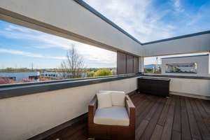 Exklusive Architekten-DHH mit Innenhof & großer Duplex-Garage Bestlage Frankfurt-Riedberg-Westflügel – Die vollständige Adresse der Immobilie erhältst du vom Anbieter., 60438 Kalbach-Riedberg, Frankfurt am Main – Vorschaubild 18