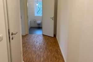 Helle und gut geschnittene 3-Zimmer-Wohnung mit Einbauküche – Nürnberger Straße 153, 91052 Rathenau, Erlangen – Vorschaubild 3