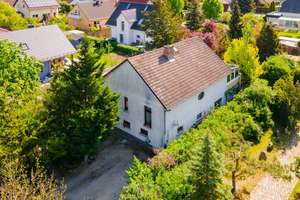 Einfamilienhaus in Fredersdorf - Mit Wintergarten, Einbauküche, Pool, Garten, opt. Einliegerwohnung – Die vollständige Adresse der Immobilie erhältst du vom Anbieter., 15370 Fredersdorf-Vogelsdorf – Vorschaubild 1