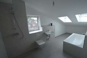 Exklusive Maisonettewohnung im Dachgeschoss mit Spitzboden, Balkon  und Loggia – Schloßgarten 71, 22043 Marienthal, Hamburg – Vorschaubild 9