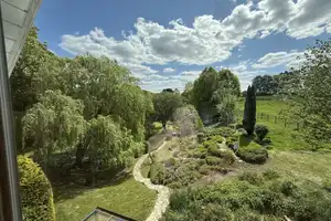 Exklusives Einfamilienhaus mit großem Garten, Teich & hochwertiger Ausstattung in Bielefeld – Bielefeld – Vorschaubild 52
