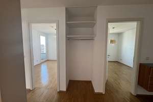 Unverbaubarer Blick im Westhafen 8. OG, 3 Zimmer, bezugsfertig von privat – 60327 Gutleutviertel, Frankfurt am Main – Vorschaubild 24