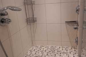 Leverkusen Rheindorf-Schöne 3-Zi.-ETW  m. Balkon u. Stellplatz/Fernwärme – Leverkusen – Vorschaubild 2